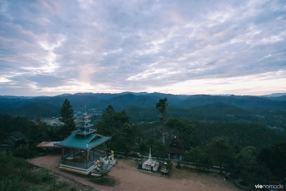 Mae Hong Son et le temple sur la montagne