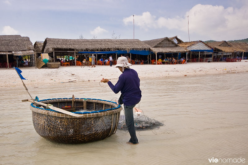 Pêcheur de crabes à Phu Quoc