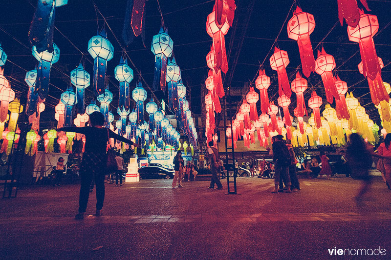 Festival Yi Peng, Chiang Mai. Thaïllande