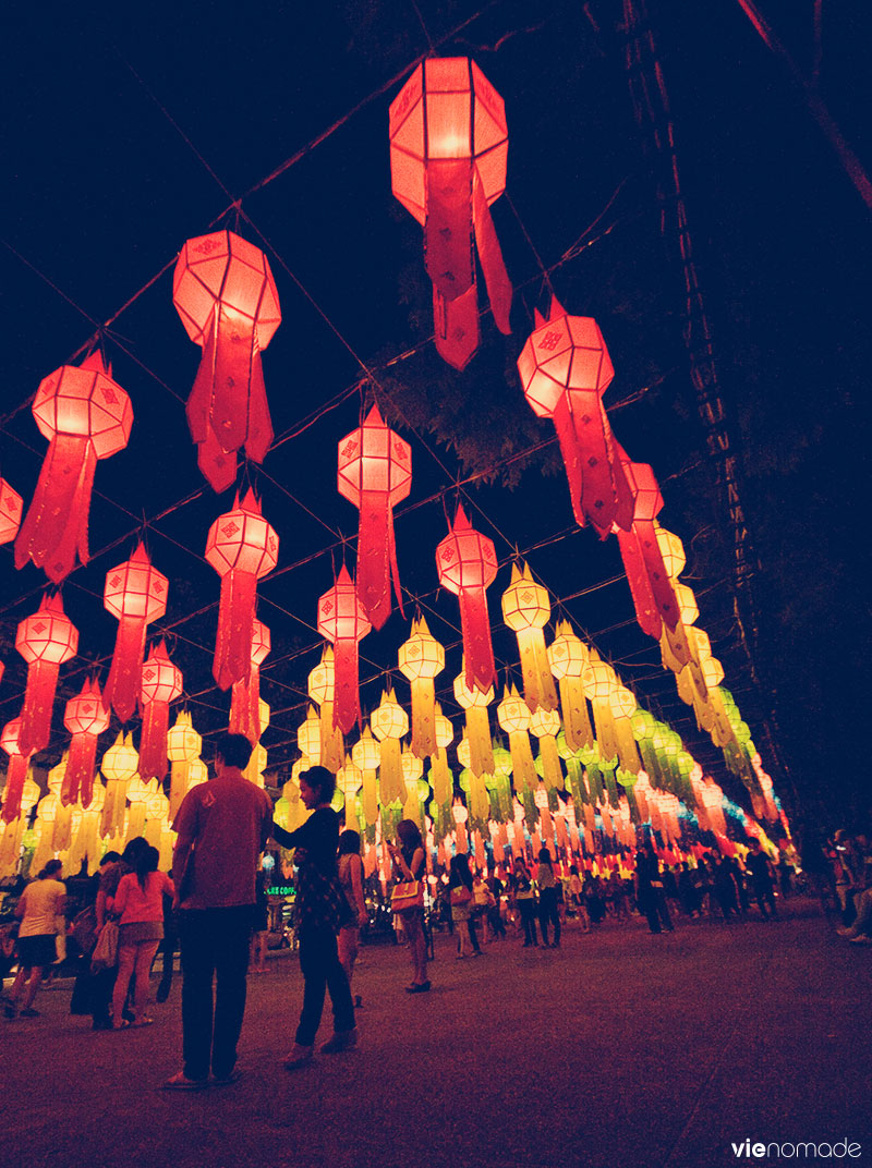 Festival Yi Peng, Chiang Mai. Thaïllande