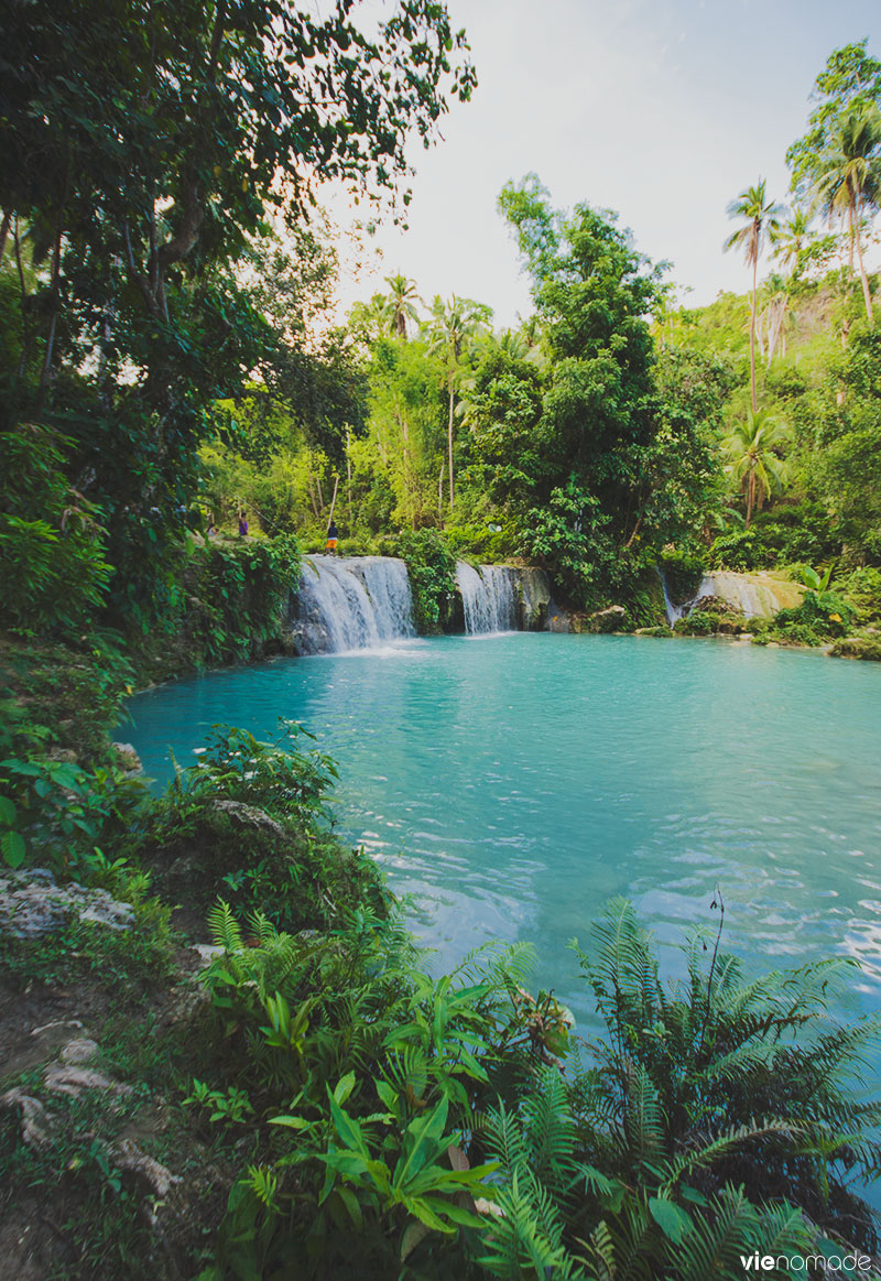 Chute d'eau Cambugahay, à Siquijor