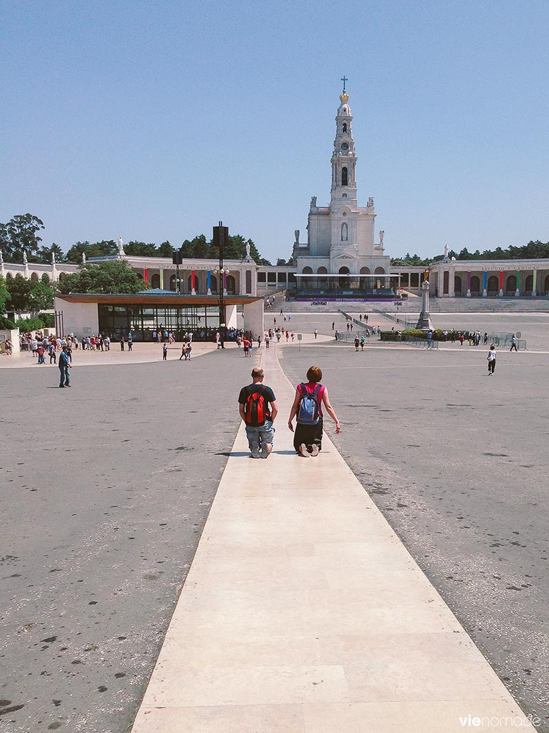 Croyants à Fatima, Portugal