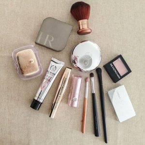 Trousse de maquillage idéale pour le voyage