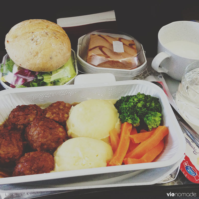 Repas suisse à bord d'Edelweiss Air