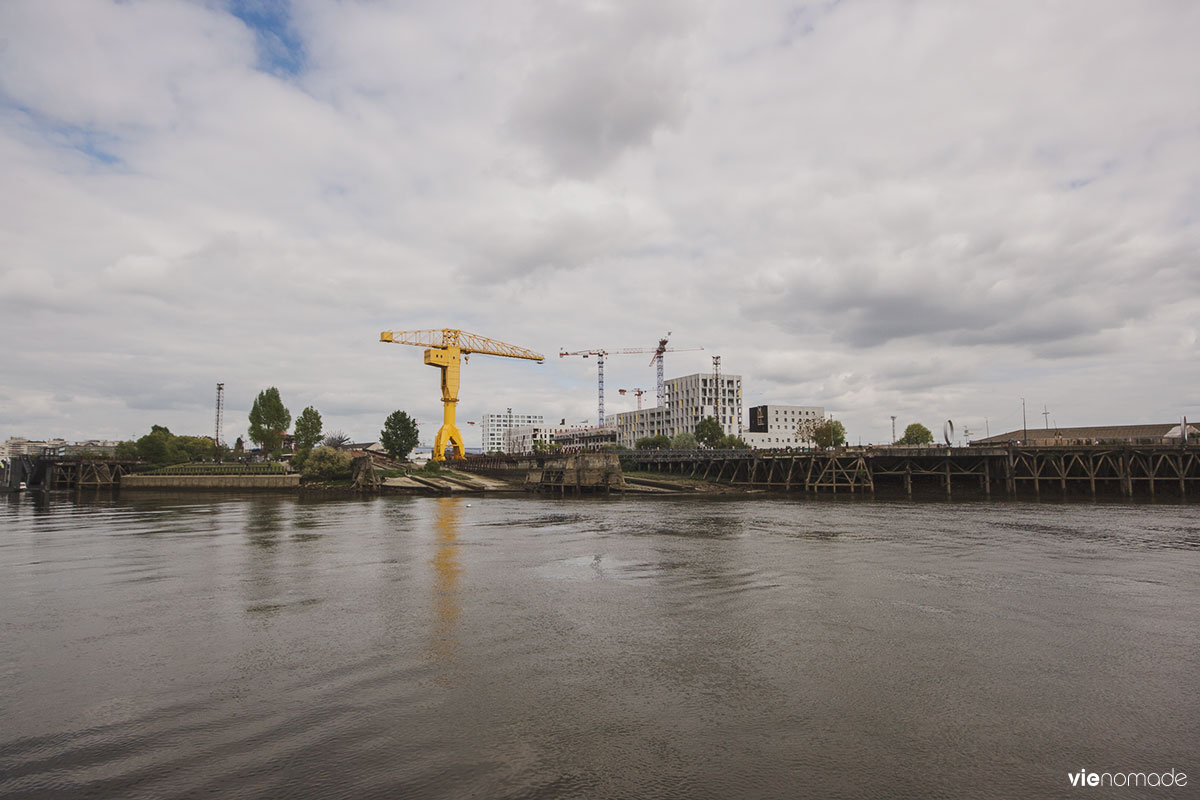 Ile de Nantes, sa grue et ses machines