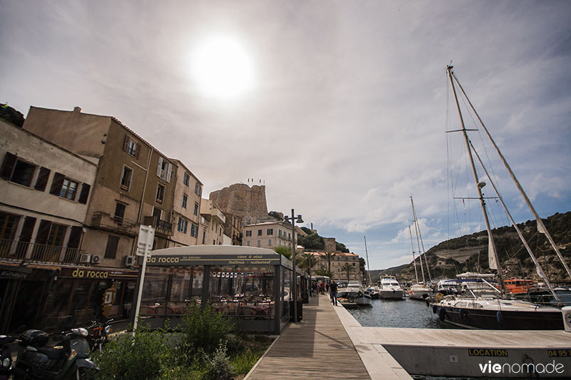 Promenade du port de Bonifacio, Corse