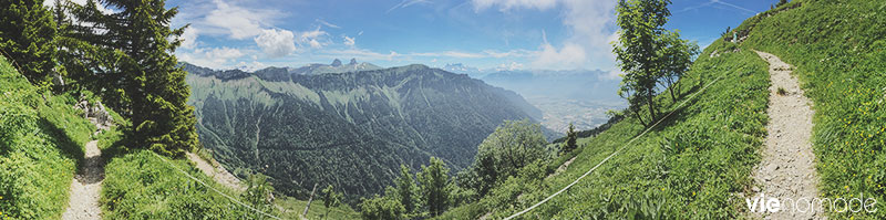 Panorama des Rochers de Naye, Suisse