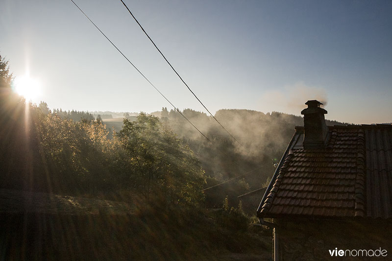 Route en Auvergne: Pradeaux