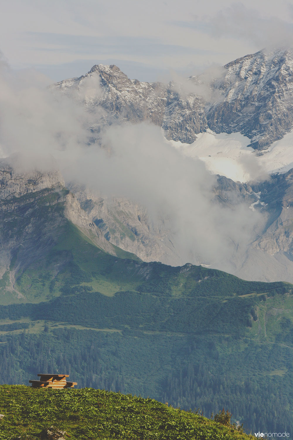 Randonnée à Ensex, Suisse