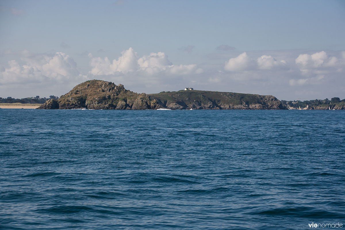 Navigation en voilier vers Cancale