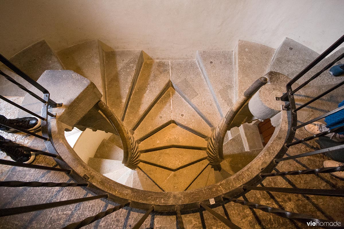 Doppelwendeltreppe: l'escalier à double spirale de Graz