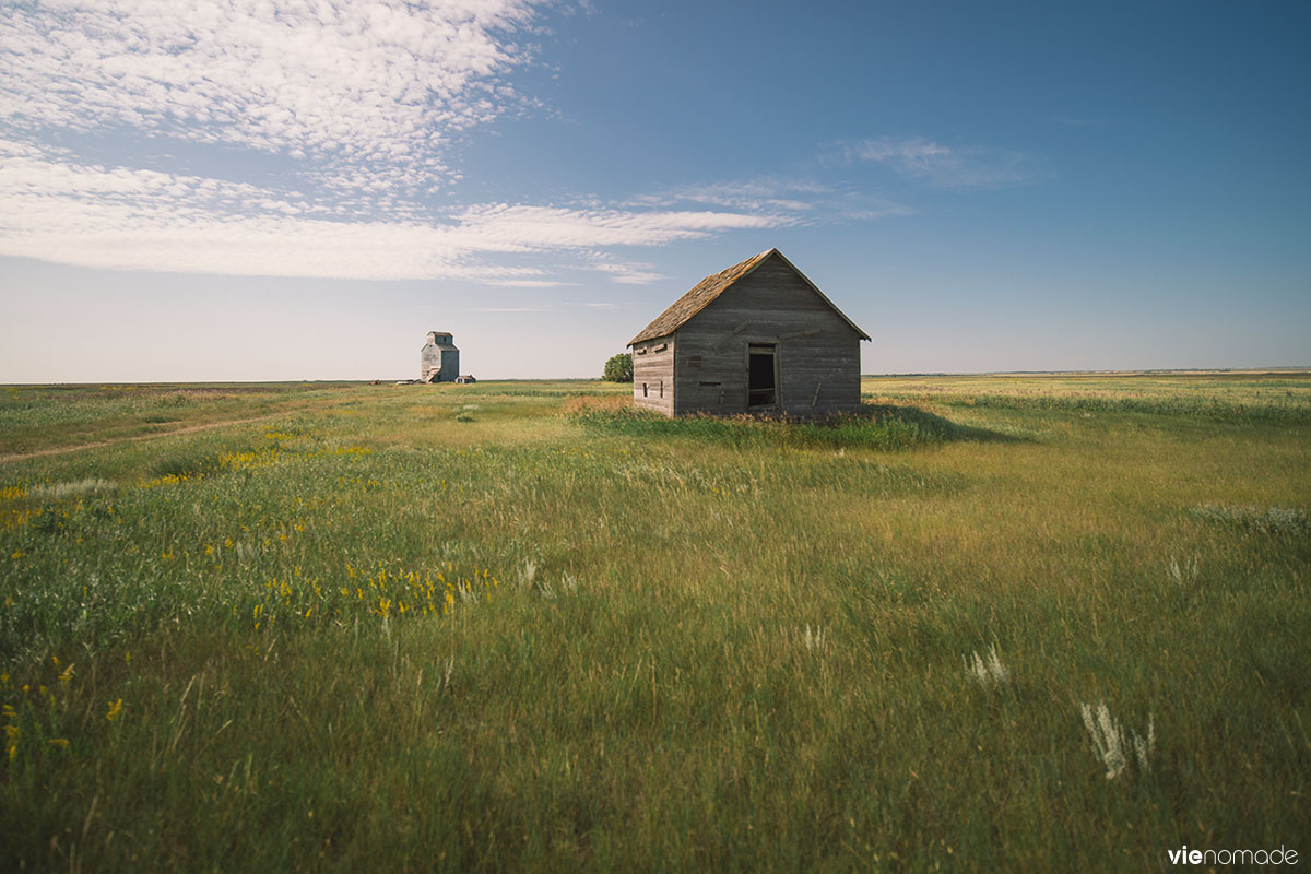 Un élévateur à grains dans la Saskatchewan