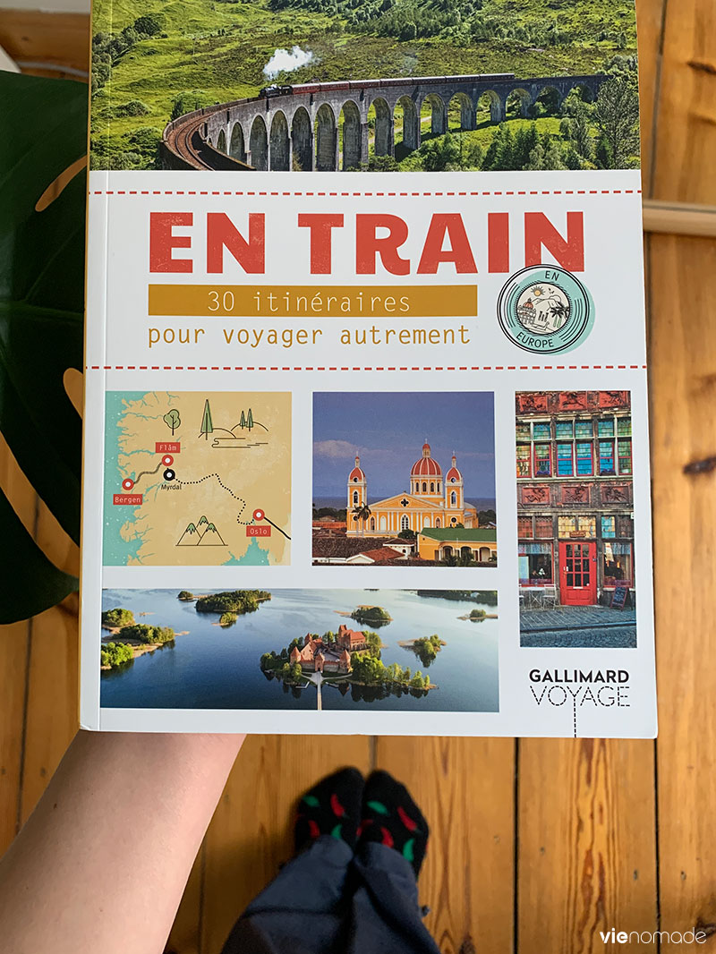 En train, le livre, Gallimard Loisirs